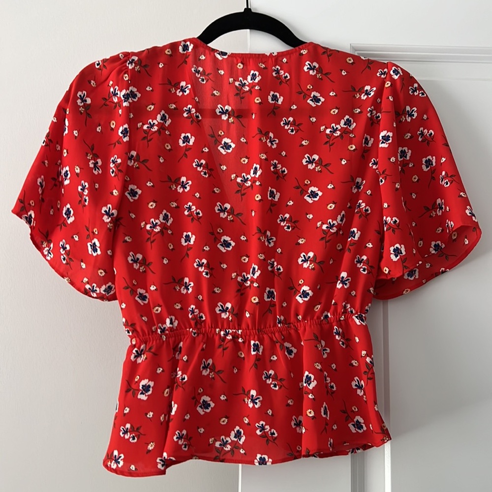 Socialite Floral Top - Picture 4 of 5